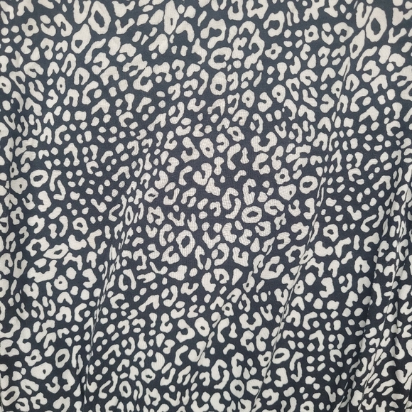 Candie's, Size Small, leopard print blouse - Picture 3 of 5